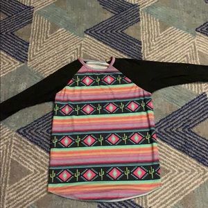 Quarter sleeve shirt